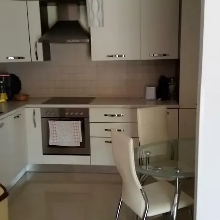 Apartman Samba Marijanijeva 1 * Pula